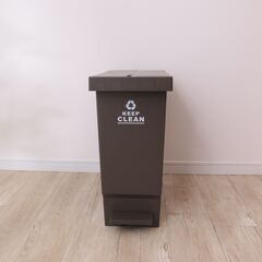 未使用品 ３個セット バタフライペール ゴミ箱 32L 3色１個ずつ グリーン ブラウン ホワイトの画像