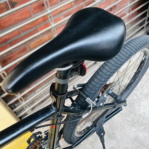 【倉庫保管中】 自転車　クロスバイク　マウンテンバイク　チャリ　サイクル　GIANNT ジャイアント　ライト　ギア　変速　付き　202