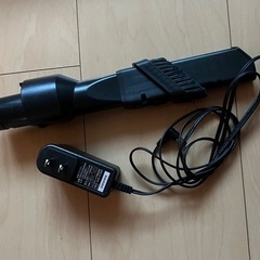 ⭐︎譲り先決まりました⭐︎アイリスオーヤマコードレス掃除機の画像