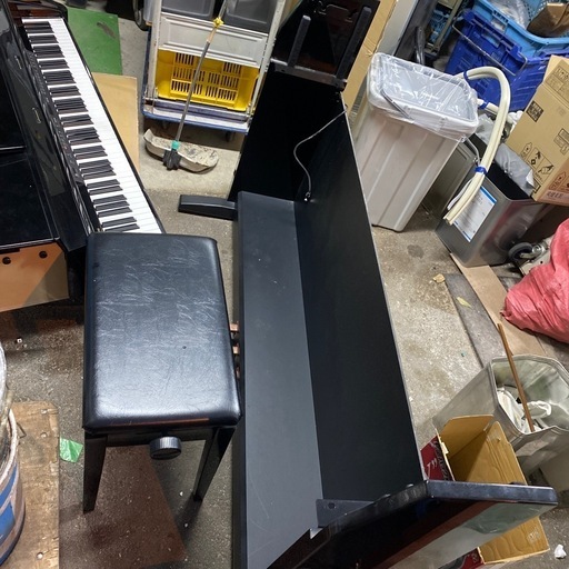 ヤマハ  CLP-240電子ピアノ　外観良好