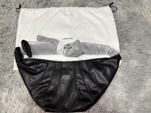 【新品未使用】LEMAIRE ルメール クロワッサン ショルダーバッグ　Mサイズ