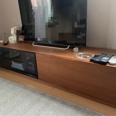 テレビボード　幅176㎝