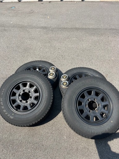 ハイエース　200スタッドレス　アルミホイール　タイヤ　15インチ