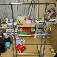 ハンガーパイプ