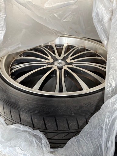 最終値下げ早い物勝ち　19インチ　ホイール付き