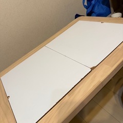 IKEA フリサット キッズデスク 子ども用テーブル トロファスト付きの画像