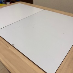 IKEA フリサット キッズデスク 子ども用テーブル トロファスト付きの画像
