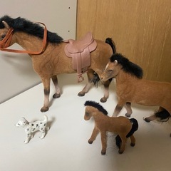 馬のおもちゃセット