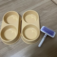 アイリスオーヤマ3段ペットケージ＋爪とぎポール＋マットなどの画像