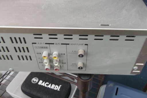 東芝 アリーナ カセットVTR A-J11 VHS ビデオデッキ2001年製本体
