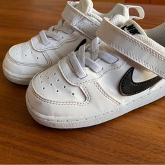 NIKE 　13㎝（14㎝相当）　スニーカーの画像