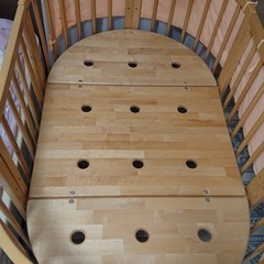 ベビーベッドの画像