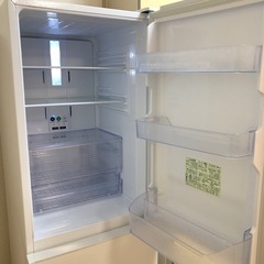 シャープ メガフリーザー冷凍冷蔵庫 310L SJ-PD31E-Wの画像