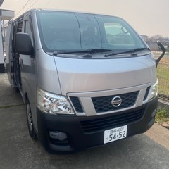 日産　NV350 平成25年式　ガソリン車