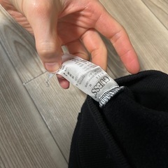 GUESS パーカー 黒 ブラック Mサイズの画像