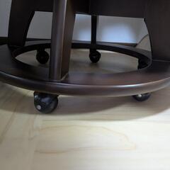 ゆったり　チェア5脚　キャスター付きの画像