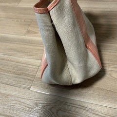 BALENCIAGA トートバッグ ピンク カバスの画像