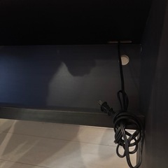 パソコンデスク(切って高さ変えています)の画像