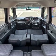 安心の1年保証付き‼️24年式！月々1.2万円〜分割払い可❗️ 車検2年付き！【名義変更代込み】大人気☆ホンダ N-BOXカスタム☆ステアリングスイッチ付き☆Bluetoothナビ付き☆走行中DVD見れます☆便利なバックカメラ付き☆電動スライドドア☆ドラレコ付き☆スマートキー☆フルオートエアコン☆事故歴修復歴なし☆そのまま乗って帰れます❗️の画像
