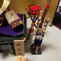 兜 五月節句 かぶと 竹翁作  年代物 金屏風 弓 刀 松明　こどもの日の画像