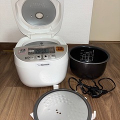 炊飯器3合炊き　象印の画像