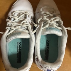 スケッチャーズ　スニーカーの画像