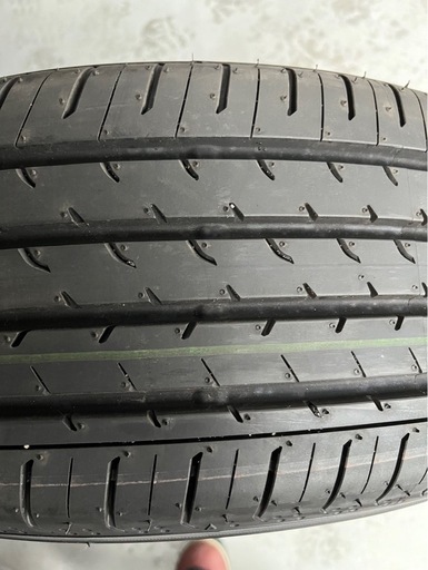 225/60R18 アルファードヴェルファイア夏タイヤ