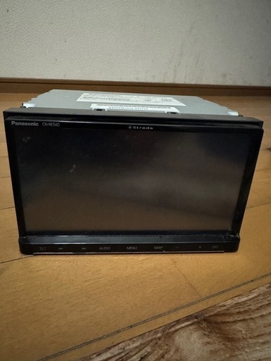 Panasonicカーナビ　ストラーダCNーREO4D