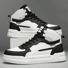 靴  スニーカー
の画像