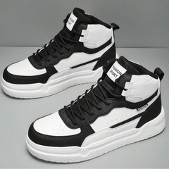 靴  スニーカー
の画像