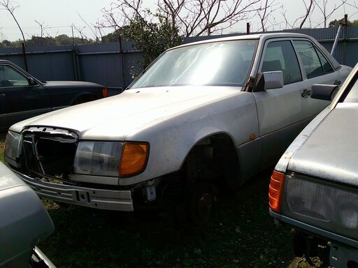 Mベンツ124-300E-リサイクル部品取り車両各部部品販売-