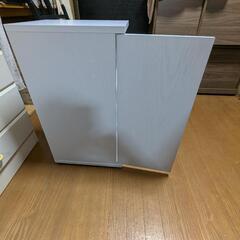 棚　多目的　収納ボックスの画像