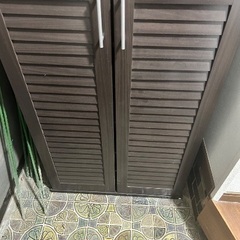 組み立て式のシューズラックです。