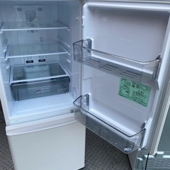 NO B16 ?福岡市内配送設置無料✨?冷蔵庫 Pシリーズ マットホワイト MR-P15F-W [146L /2ドア /右開きタイプ] [冷凍室 46L] 2020年