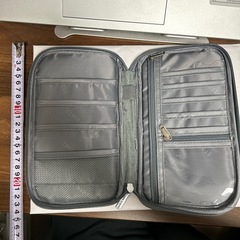 収納バッグ(旅行用)の画像