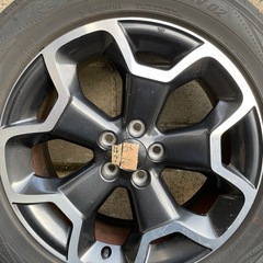 subaru xv gp7 純正タイヤの画像