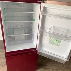 NO B20 ?福岡市内配送設置無料✨?AQR-BK18H-R 冷蔵庫 レッド [184L /2