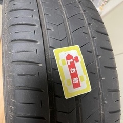 ホンダステップワゴンRK5のタイヤの画像