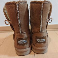 VANS キッズ ボアブーツ 16cmの画像