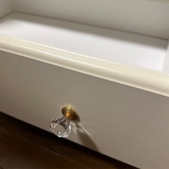  脚付　チェスト ホワイト アンティーク調  の画像