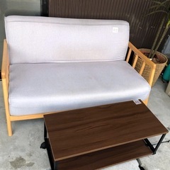 2人掛けソファー テーブル付きの画像