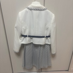 130センチ　 フォーマルセット　入学式などに！の画像