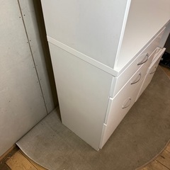 【850】ホワイトキッチン収納キャビネットの画像