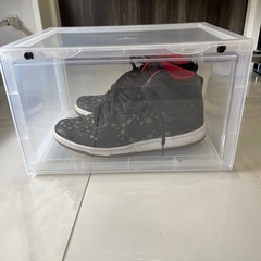 スニーカーケースの画像