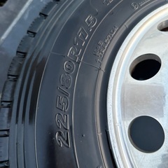 トラック　タイヤ　ホイール　一本　ALCOA アルミホイール　225/80r17.5  アルミホイールの画像