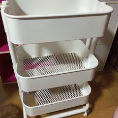 直接受け取り限定！急な引っ越しに伴ってラック売ります。の画像