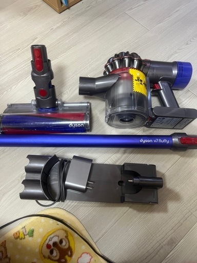 dyson ダイソン V7 fluffy\n