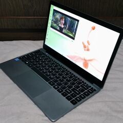 【高解像度FullHD】Windows11 M.2 SSD搭載 CHUWI薄型モバイルノートパソコン ワイヤレスマウスプレゼント中 (14.1型 第8世代 USキーボード Office)の画像