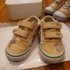 VANS × セサミストリート ベビー靴の画像