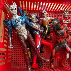 【無料】ウルトラマン等フィギュアの画像